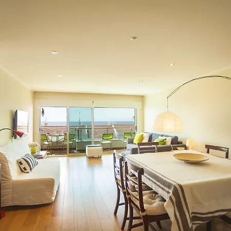 Lovelystay - Beach With Sea View 埃里塞拉